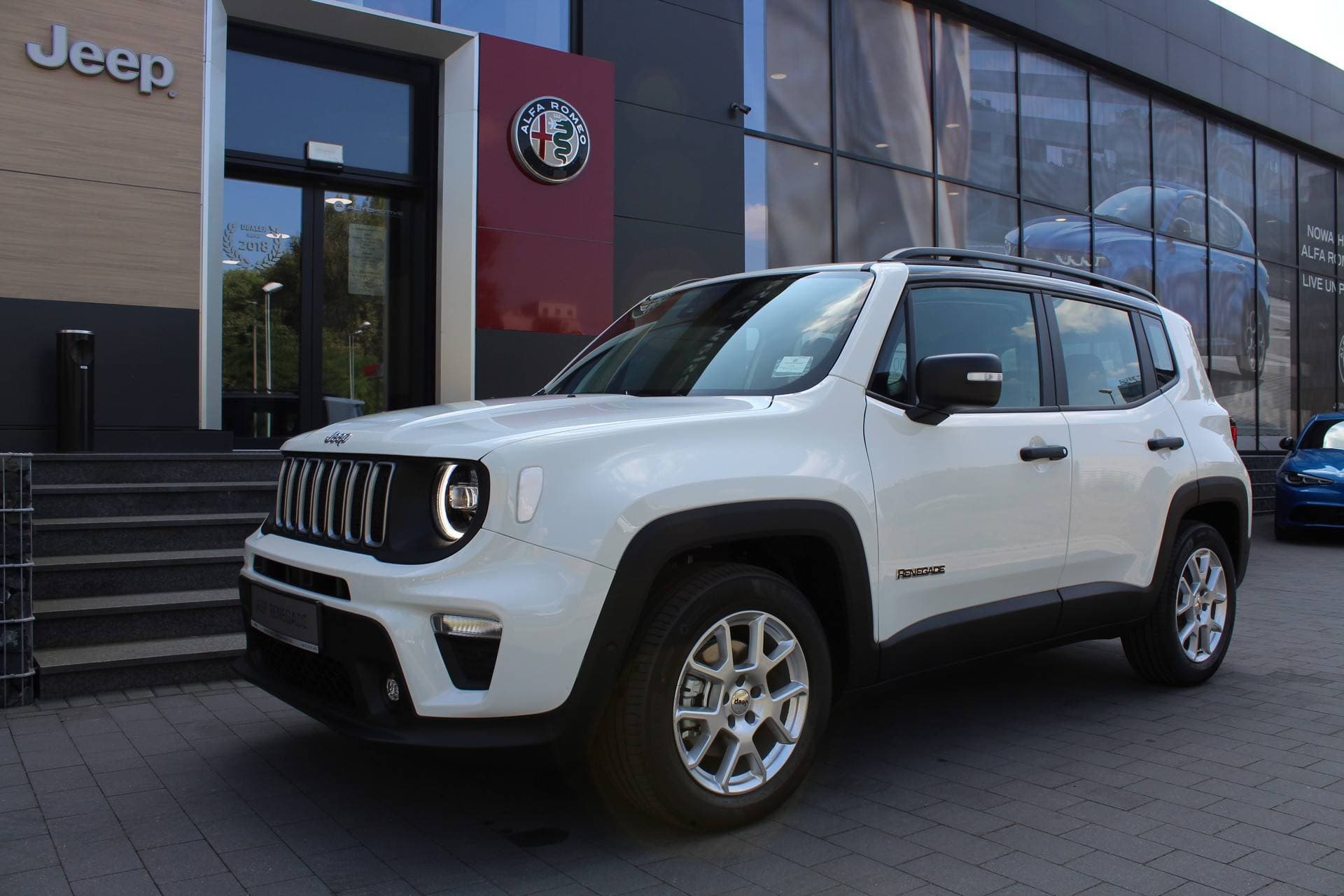 Główne zdjęcie Jeep RENEGADE e-Hybrid MY24 Renegade