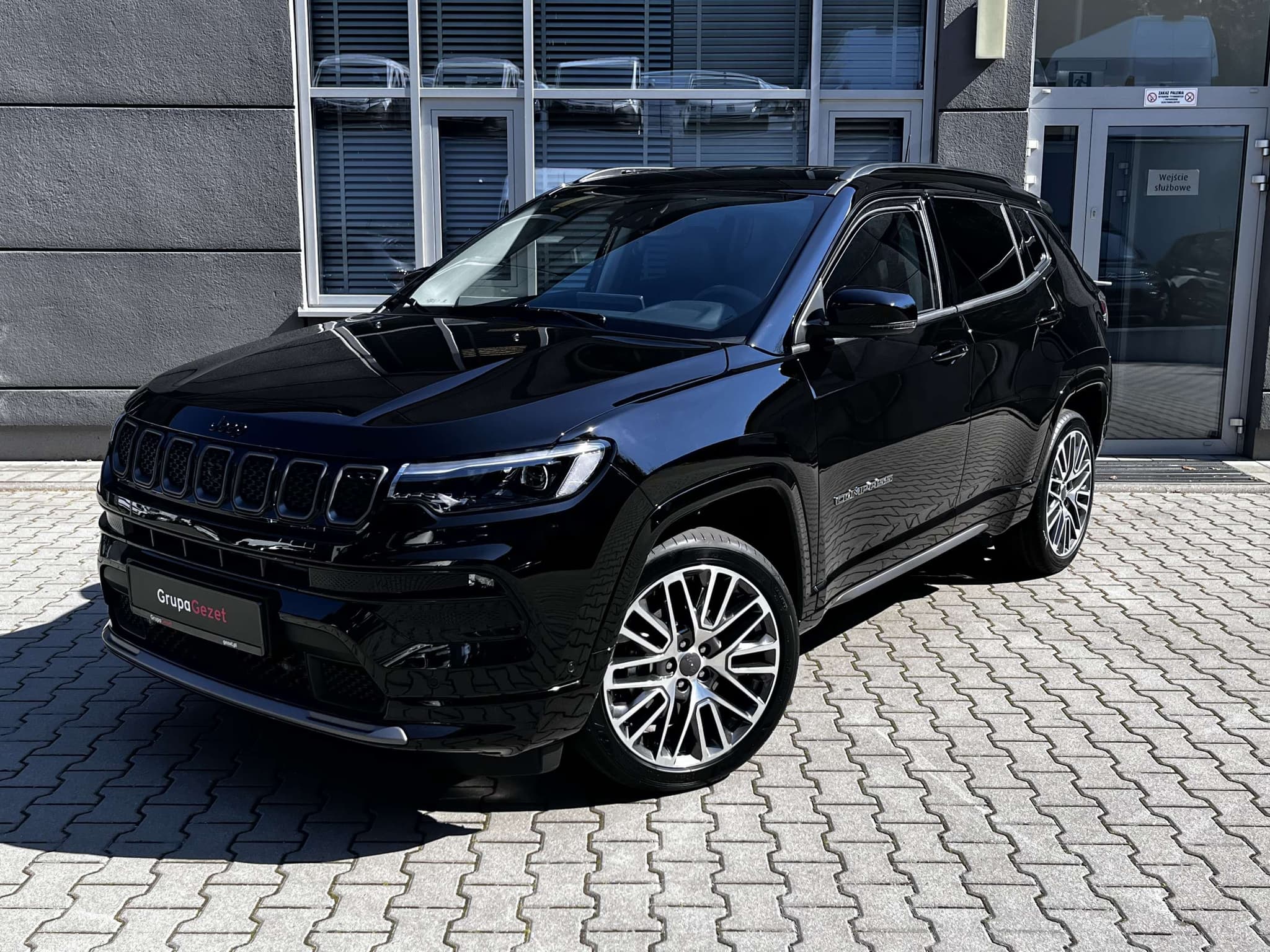 Główne zdjęcie Jeep COMPASS e-Hybrid MY24 Summit