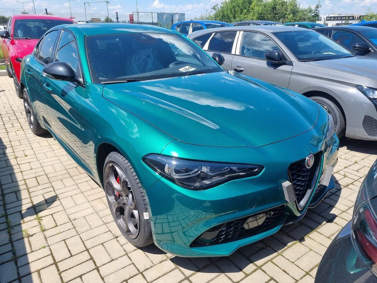 Główne zdjęcie Alfa Romeo Giulia MY24 Tributo